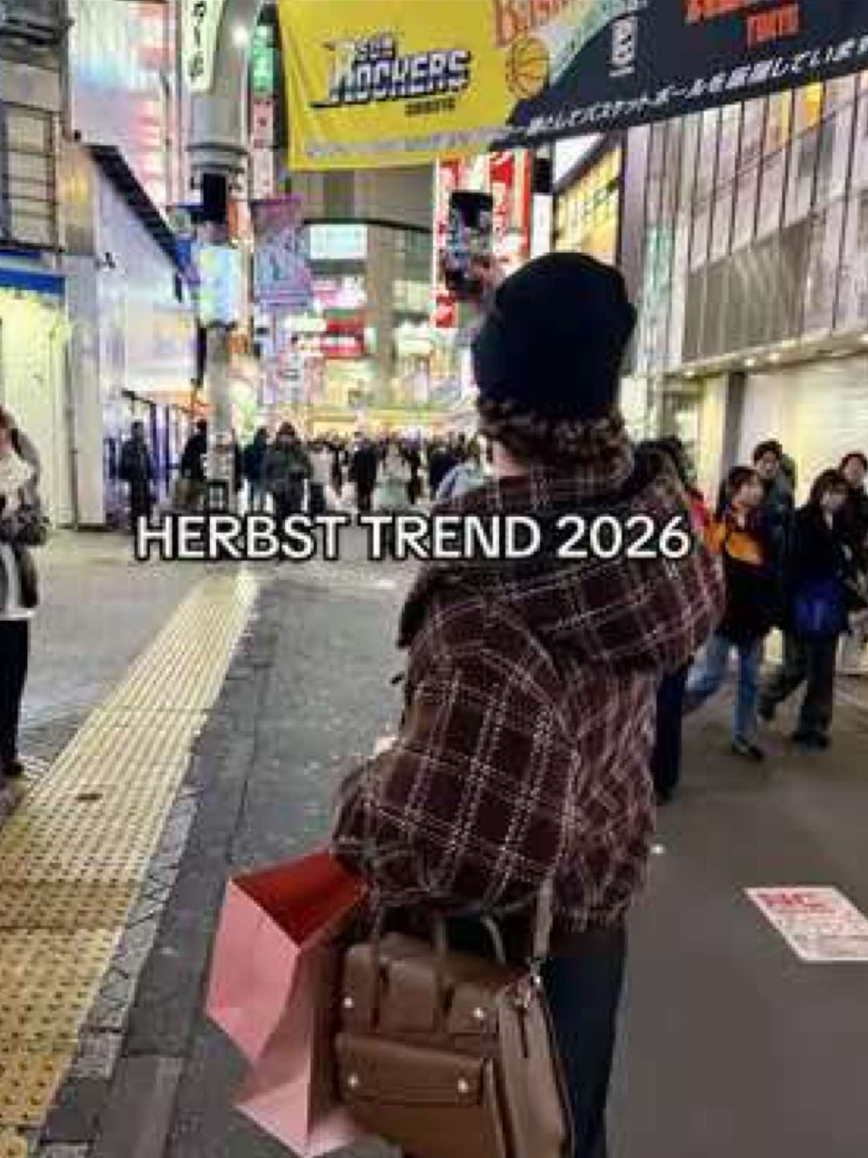 Autumn trend street style, Tokyo
